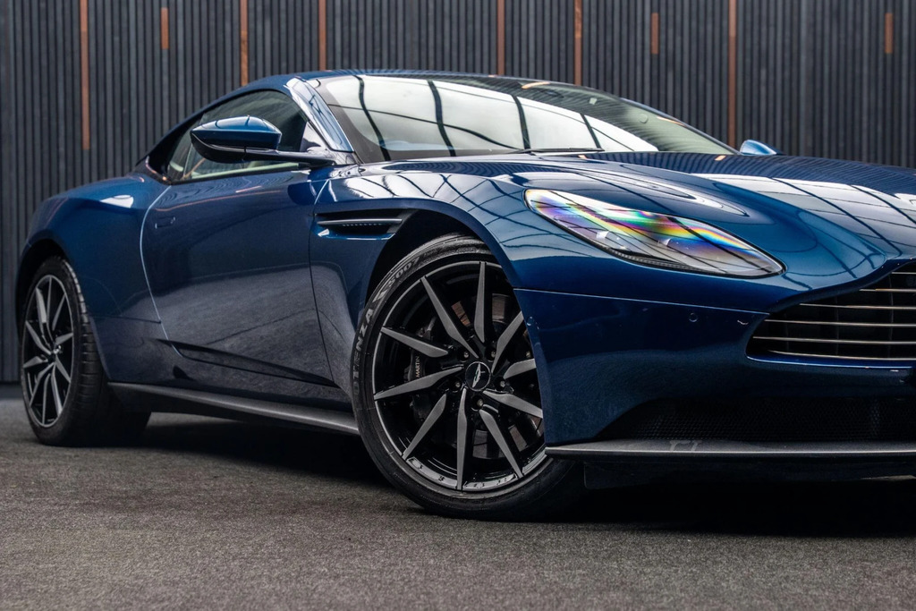 Aston Martin DB11 Amr V12 Coupe White #7