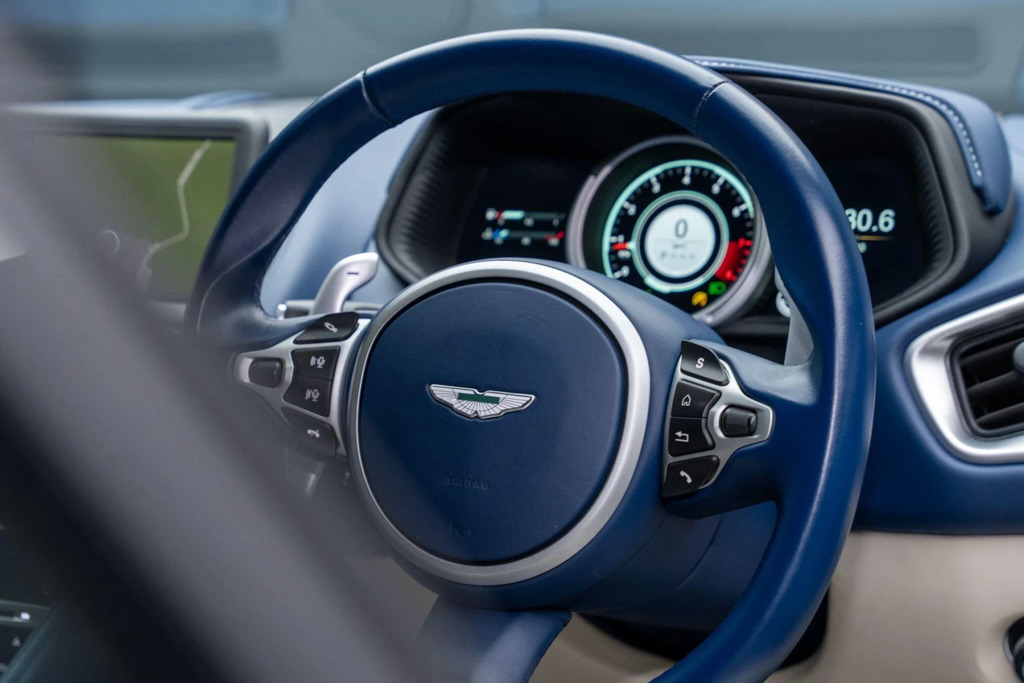 Aston Martin DB11 Amr V12 Coupe White #35
