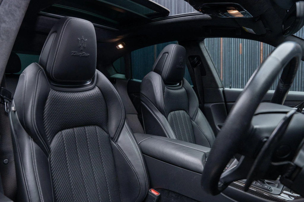 Maserati Levante Grey #12