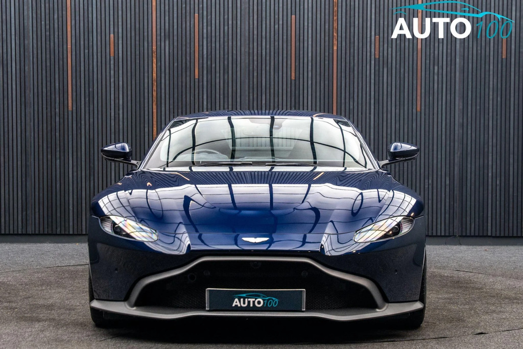 Aston Martin Vantage Vantage V8 Roadster Silver #18
