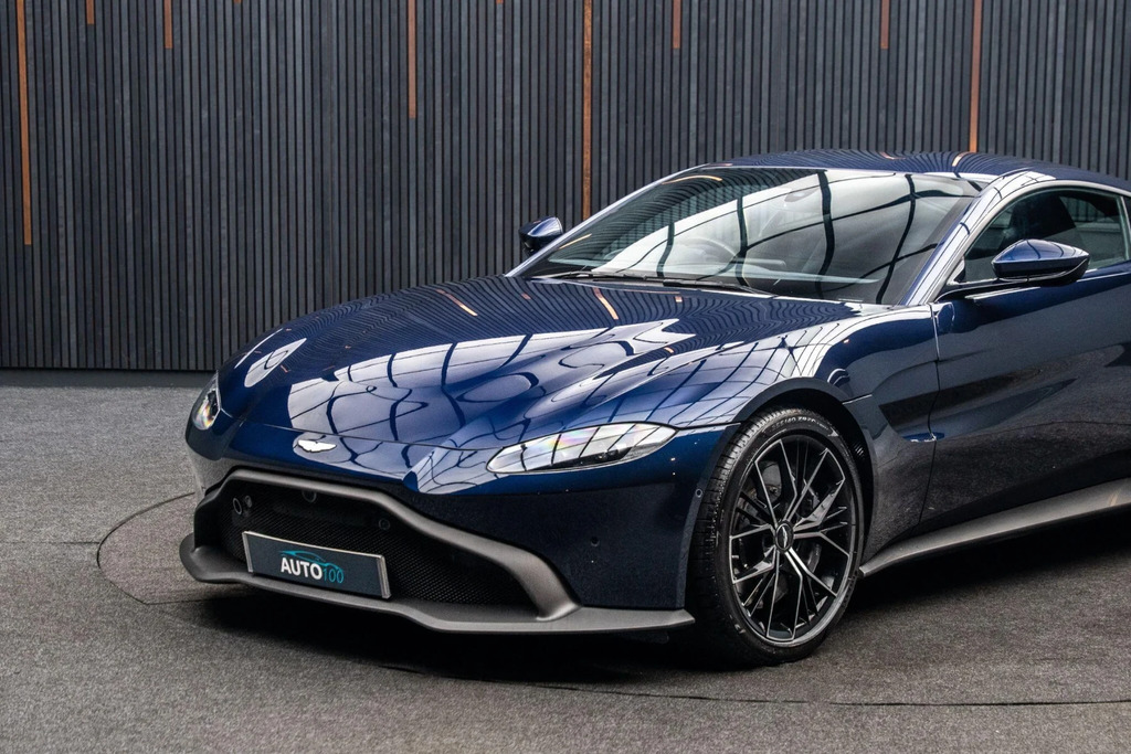 Aston Martin Vantage Vantage V8 Roadster Silver #14