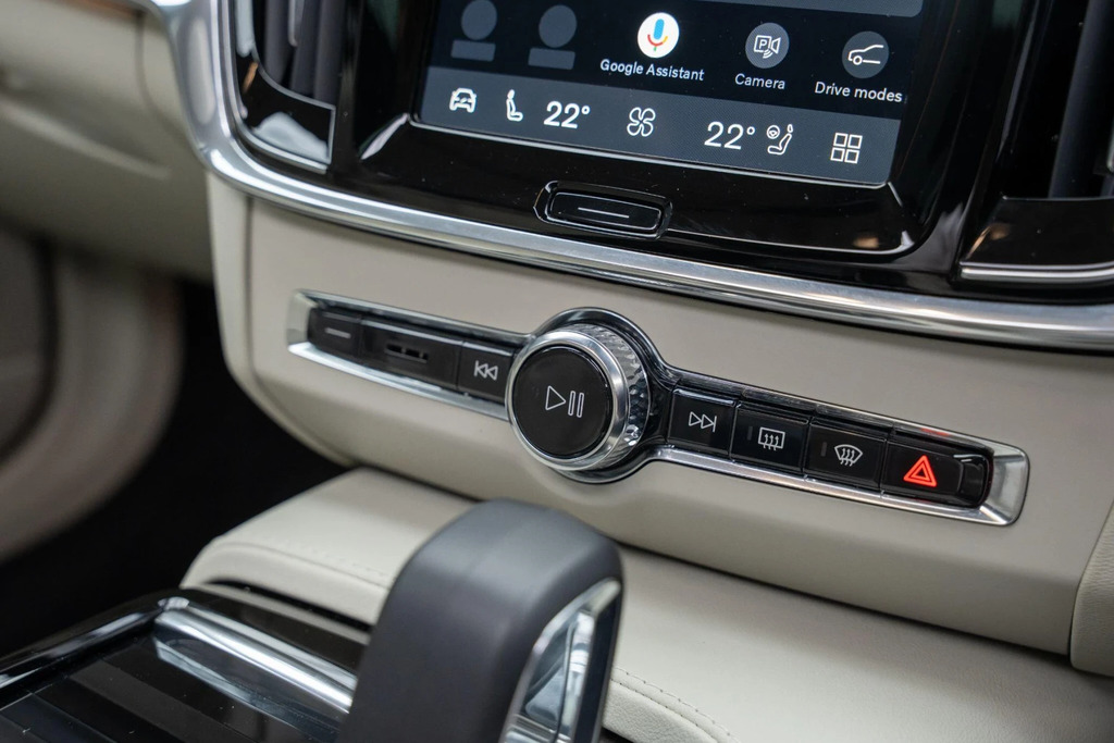 Volvo V90 2.0 T6 350 Rc Phev Plus Dark Black #19
