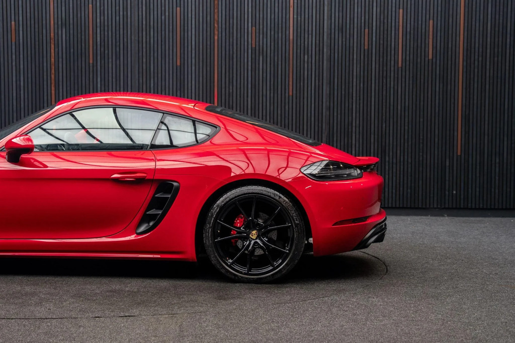 Porsche 718 Cayman 718 Cayman Black #17