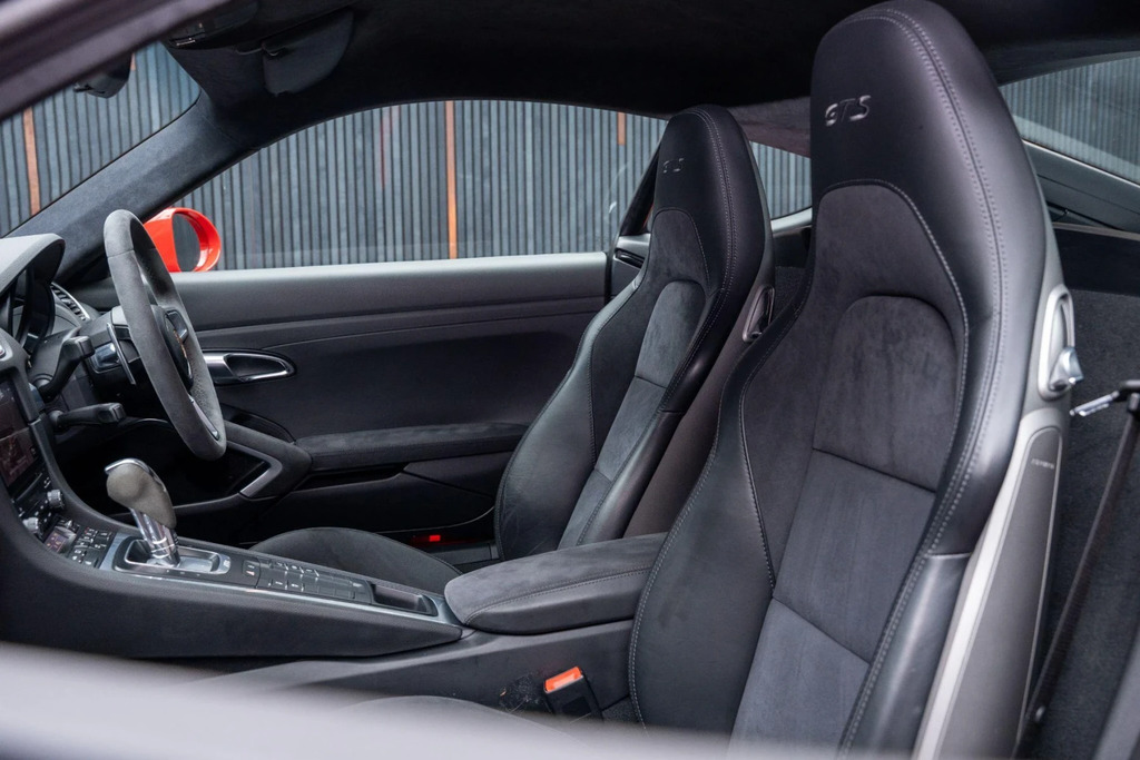 Porsche 718 Cayman 718 Cayman Black #38
