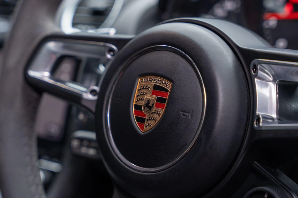Porsche 718 Cayman 718 Cayman Black #28