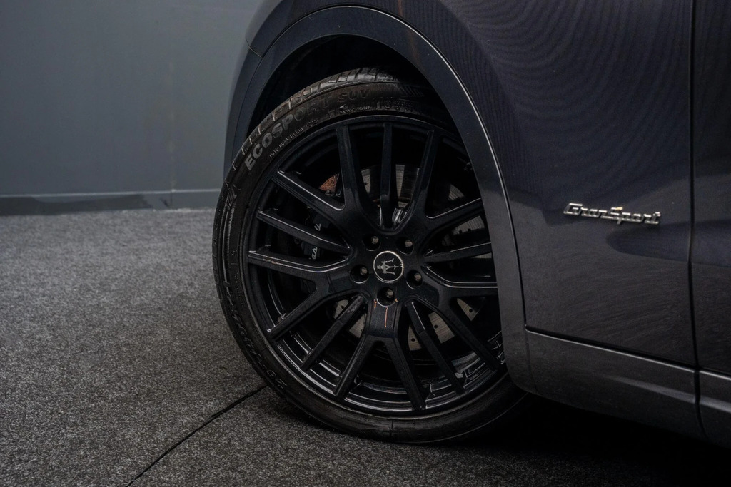Maserati Levante V6 5dr Auto Blue #13