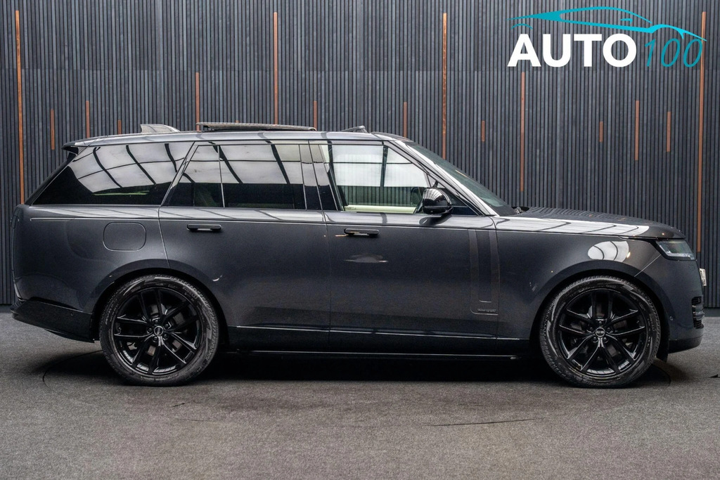 Land Rover Range Rover 4.4 P615 V8 Sv Green #11
