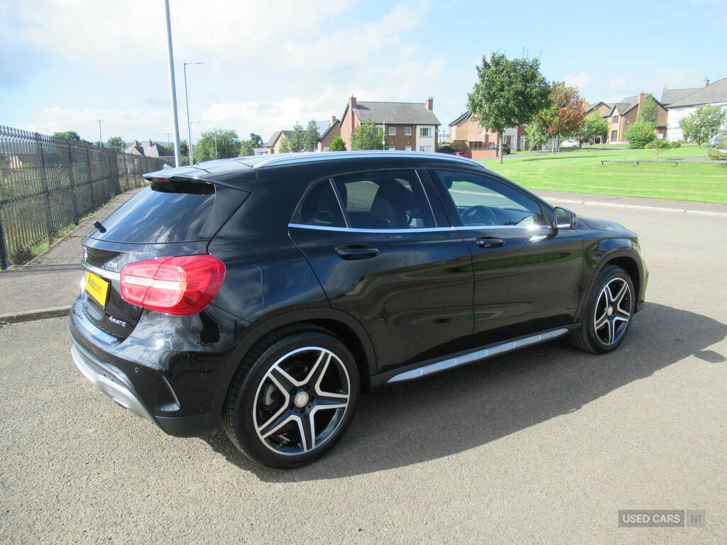 Mercedes-Benz GLA Class Gla 220 Cdi 4Matic Amg Line Pre Plus JRZ6648 Black #6