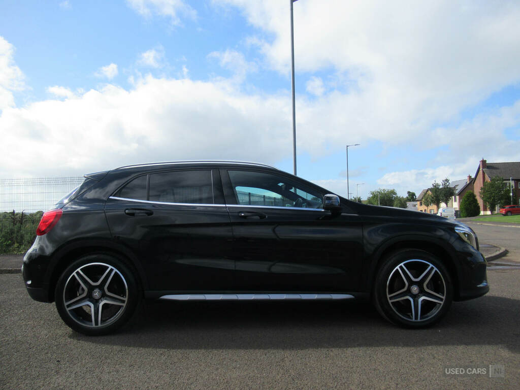 Mercedes-Benz GLA Class Gla 220 Cdi 4Matic Amg Line Pre Plus JRZ6648 Black #5