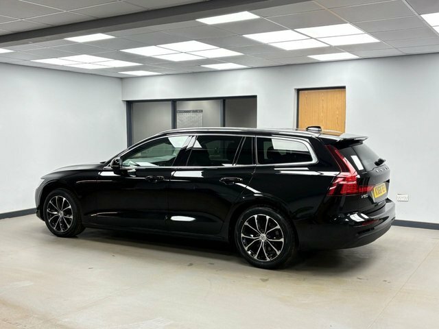Volvo V60 2.0 D3 Momentum Estate Euro 6 Ss Black #5