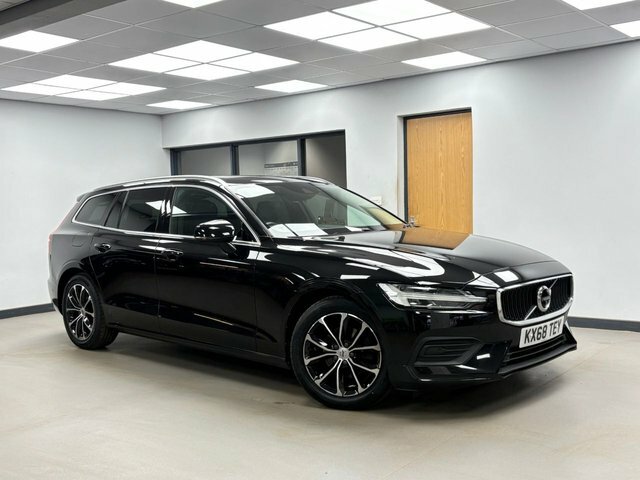 Volvo V60 2.0 D3 Momentum Estate Euro 6 Ss Black