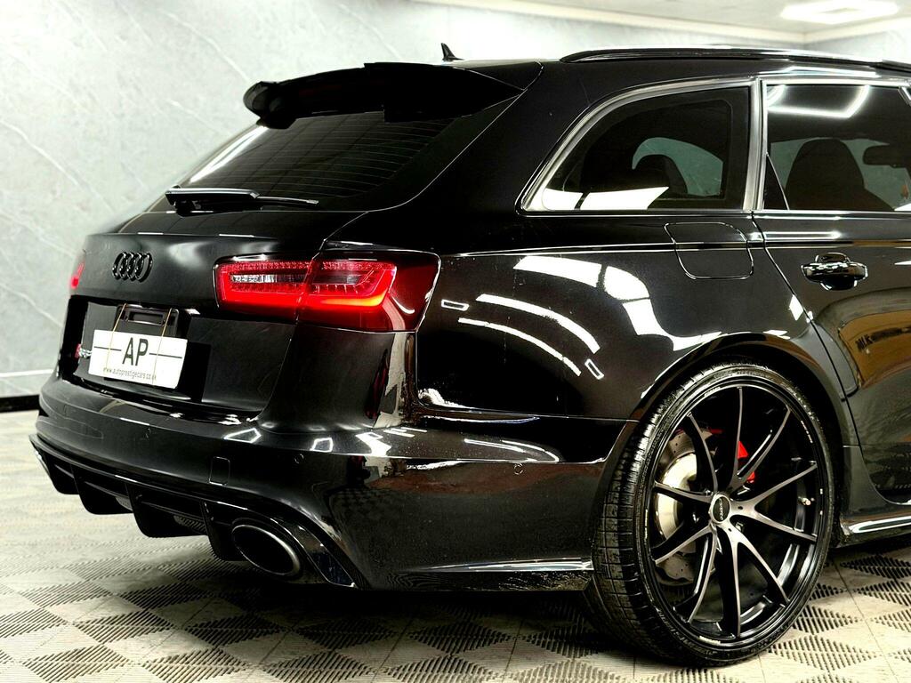 Audi RS6 Avant Estate Black #31