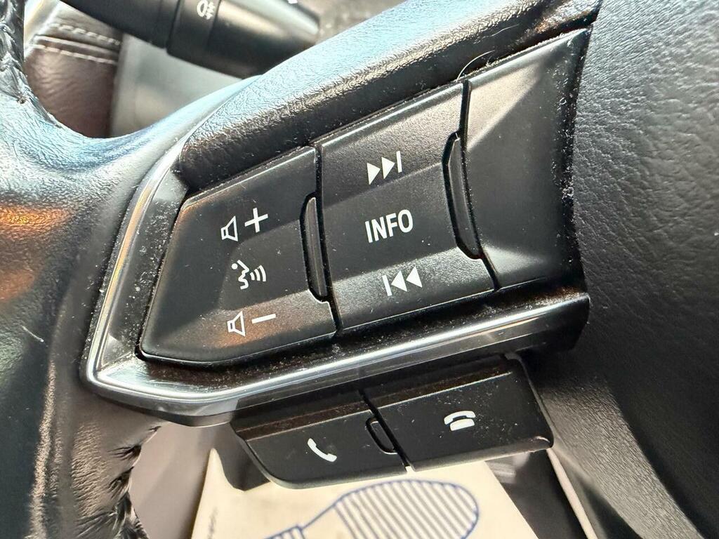 Mazda 6 2.0 Sport Nav Red #32