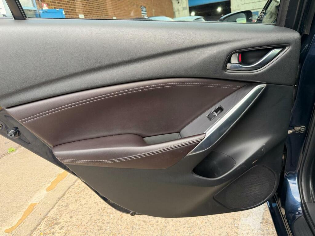 Mazda 6 2.0 Sport Nav Red #38