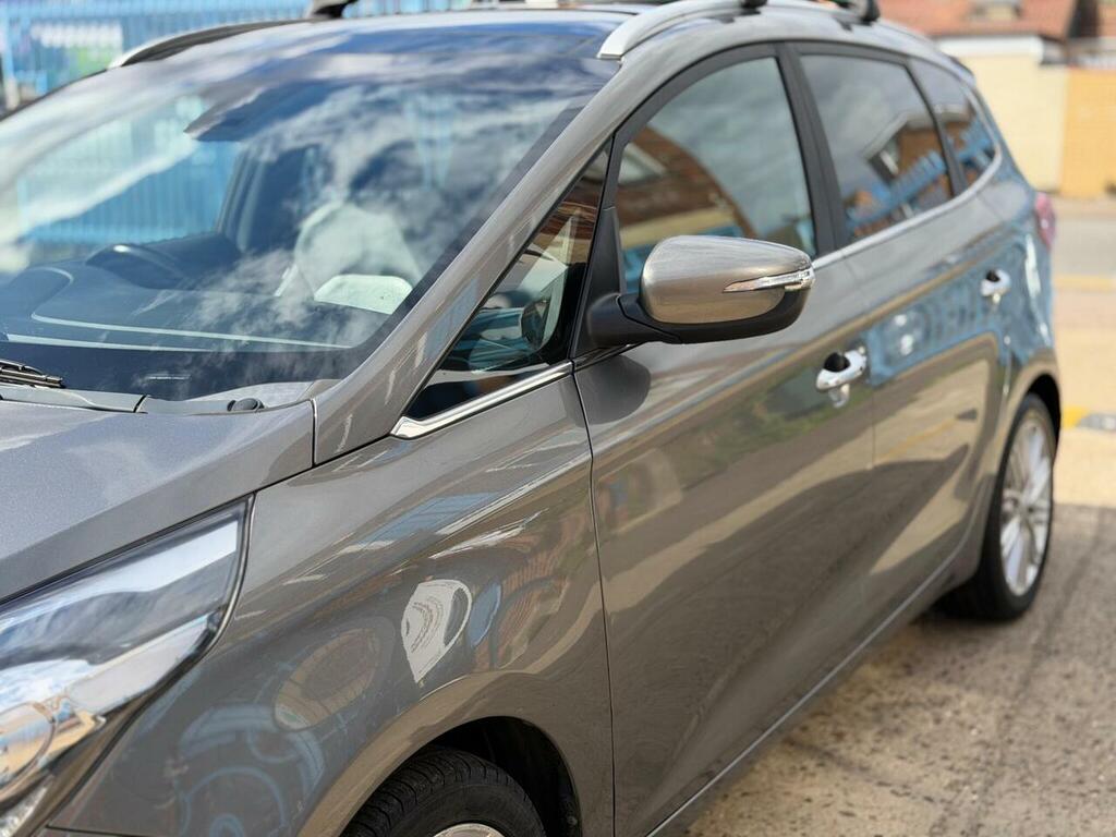 Kia Carens 1.7 Crdi 3 Isg 139 Bhp Silver #13