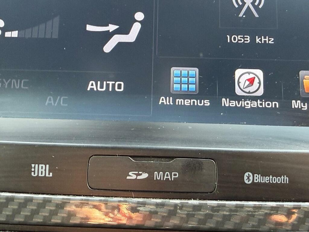 Kia Carens 1.7 Crdi 3 Isg 139 Bhp Silver #59