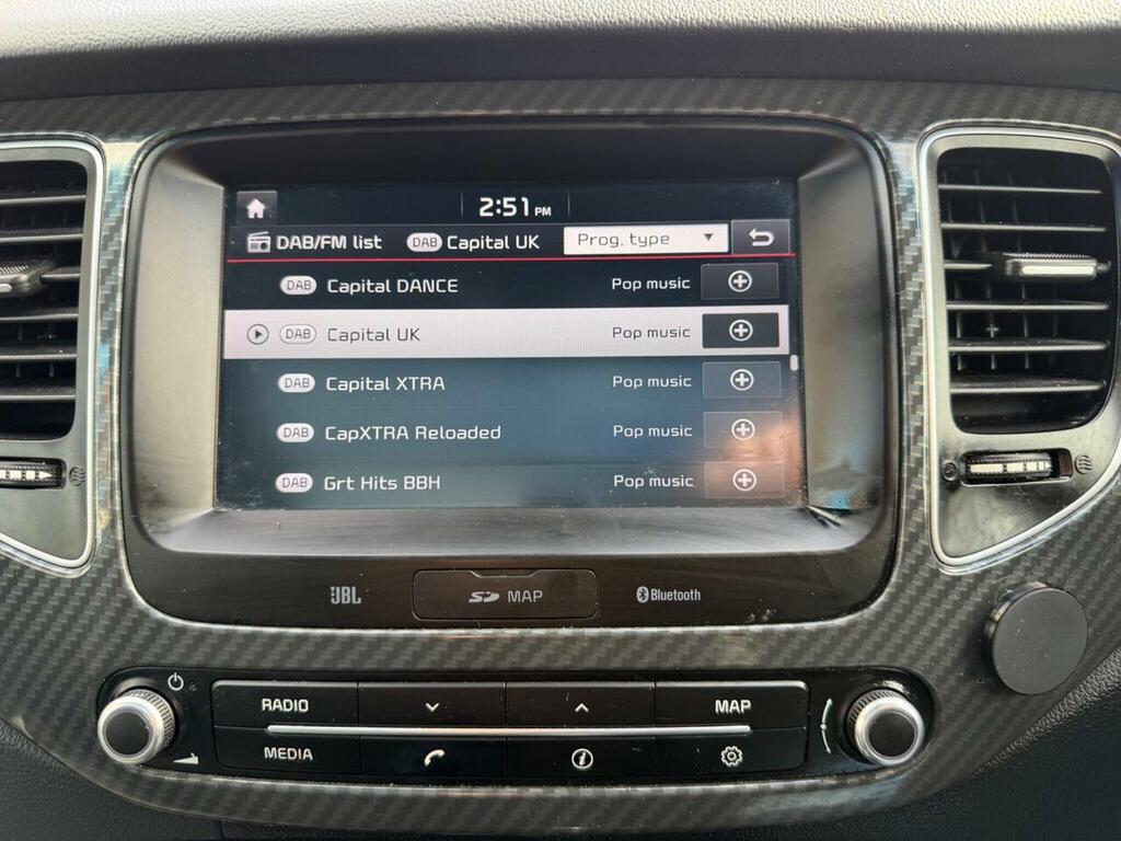 Kia Carens 1.7 Crdi 3 Isg 139 Bhp Silver #61