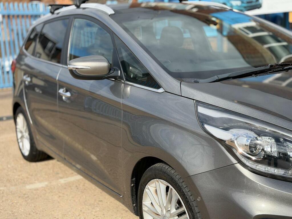 Kia Carens 1.7 Crdi 3 Isg 139 Bhp Silver #12
