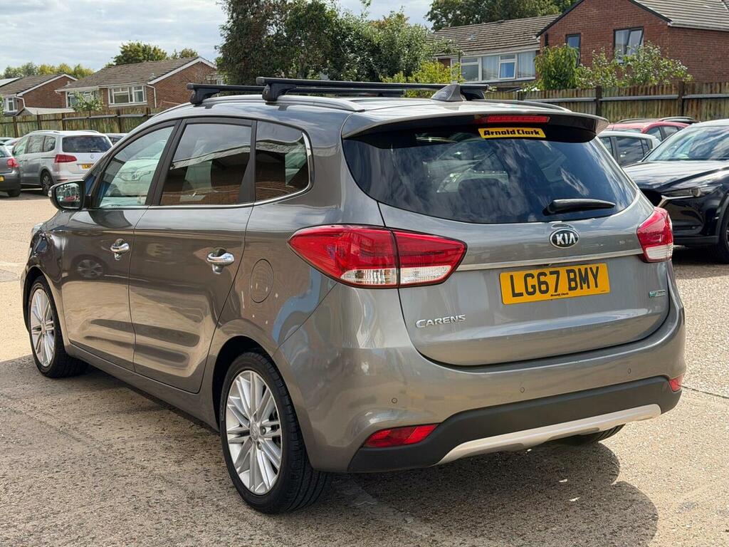 Kia Carens 1.7 Crdi 3 Isg 139 Bhp Silver #7