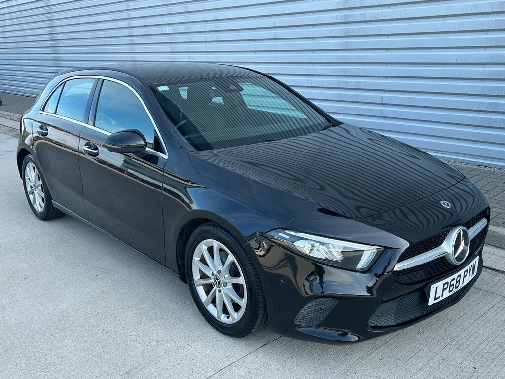 Mercedes-Benz A Class 1.3 A180 Sport Executive Hatchback 7G Black