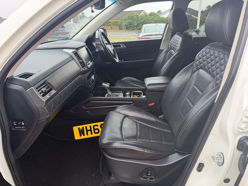 SsangYong Rexton D Ultimate - 2019 69 White #6