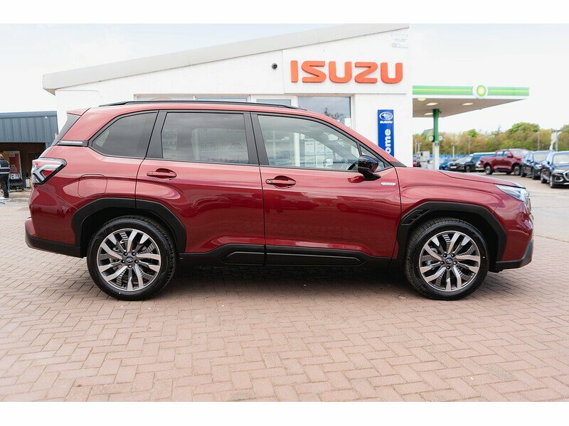 Subaru Forester E-boxer Touring Red #4