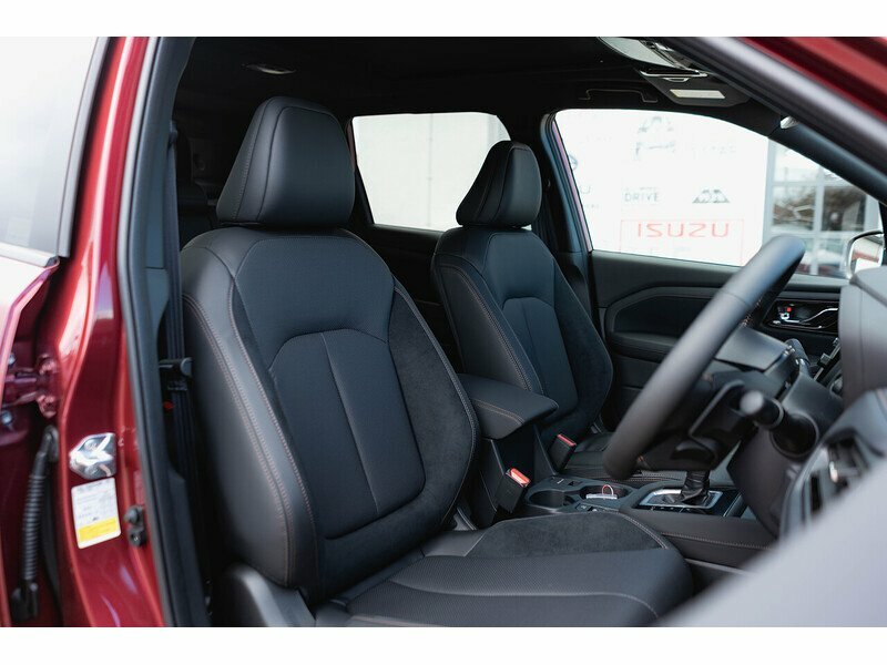 Subaru Forester E-boxer Touring Red #2