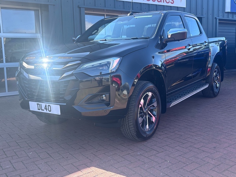 Isuzu D-Max Dl40 Dcb Black