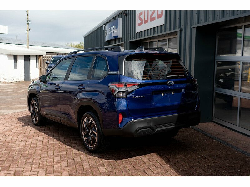 Subaru Forester E-boxer Limited Blue #6