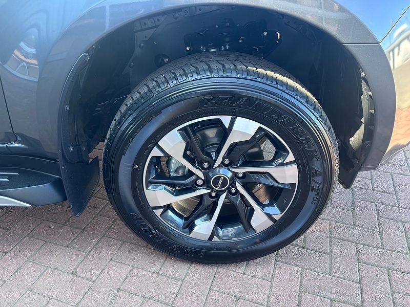 Isuzu D-Max 2.5Td Yukon Double Cab 4X4 Silver #10