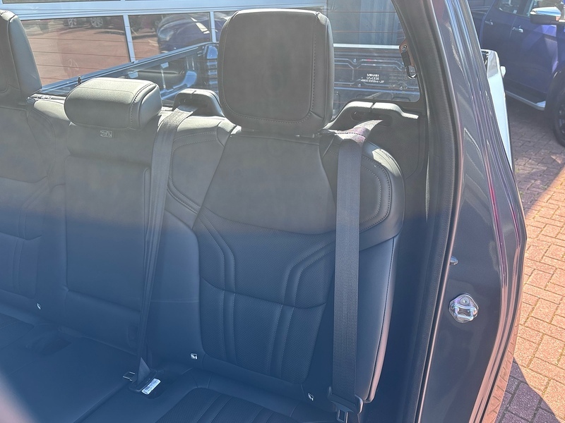 Isuzu D-Max 2.5Td Yukon Double Cab 4X4 Silver #47