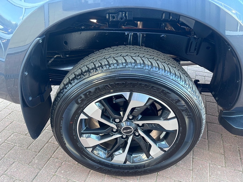 Isuzu D-Max 2.5Td Yukon Double Cab 4X4 Silver #11