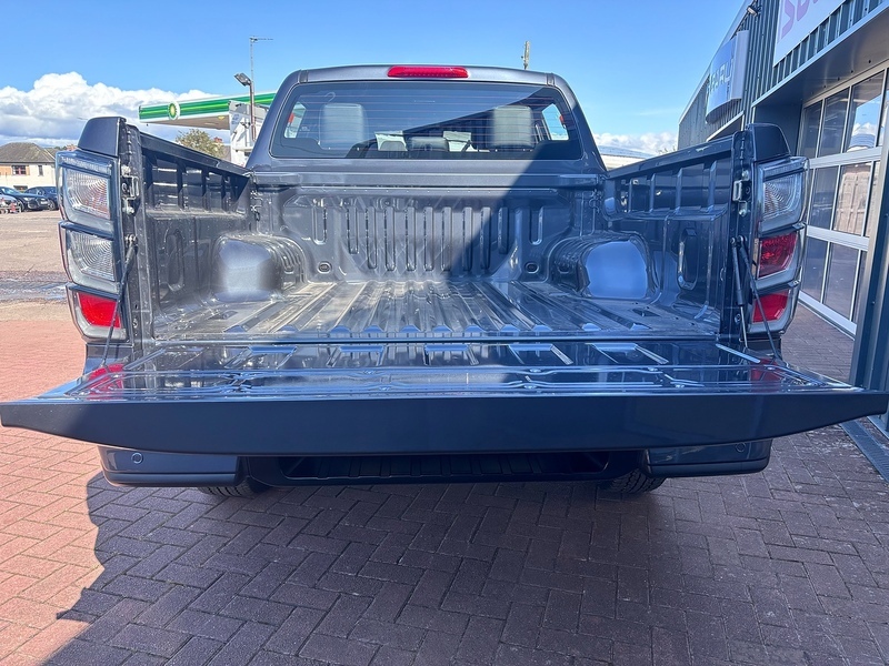 Isuzu D-Max 2.5Td Yukon Double Cab 4X4 Silver #23