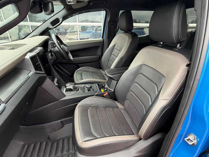 Volkswagen Amarok Style Blue #35