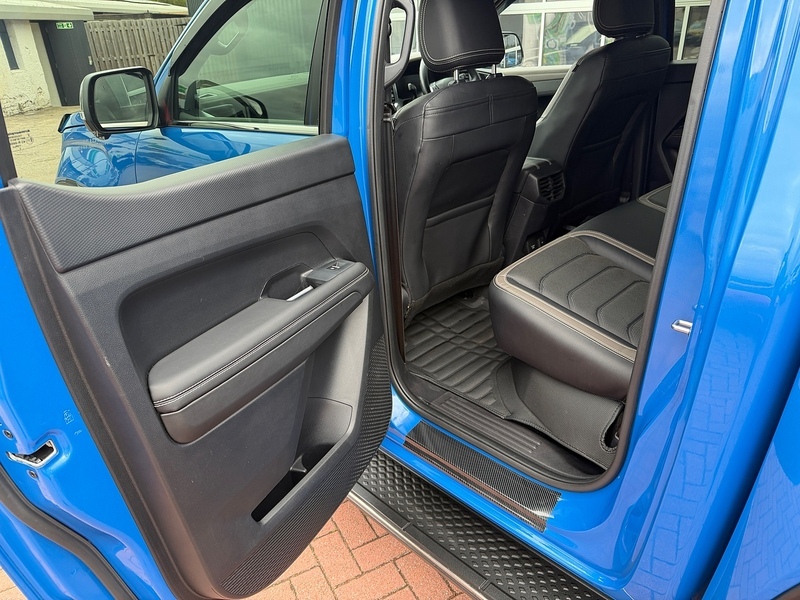 Volkswagen Amarok Style Blue #38