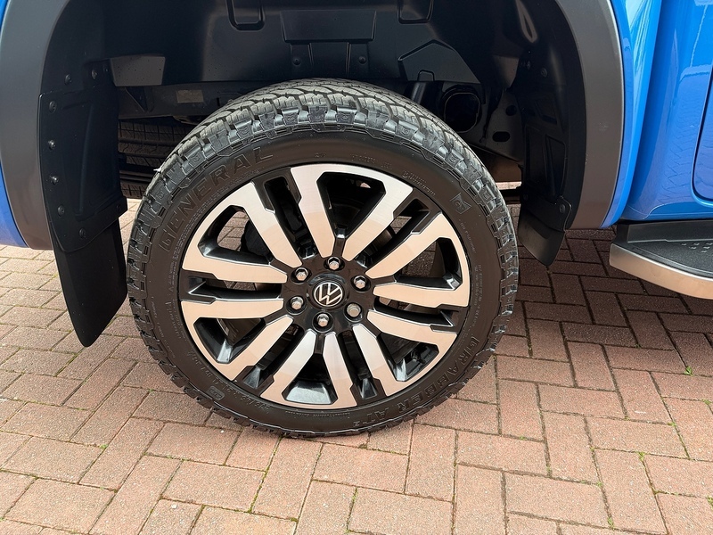 Volkswagen Amarok Style Blue #19