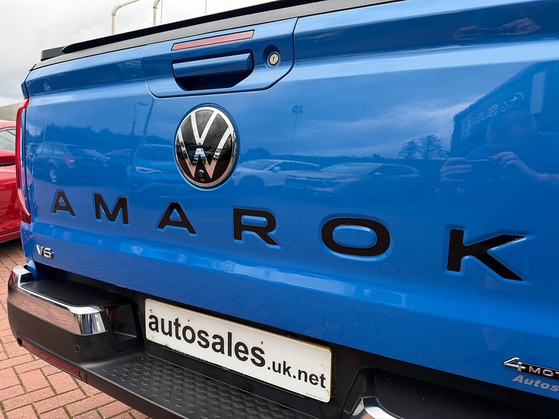 Volkswagen Amarok Style Blue #37