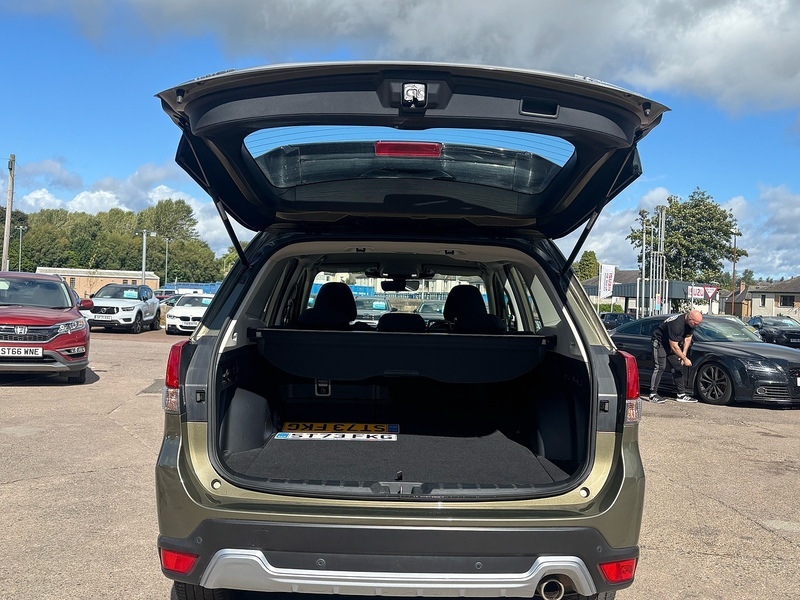 Subaru Forester I E-boxer Xe Premium Black #9