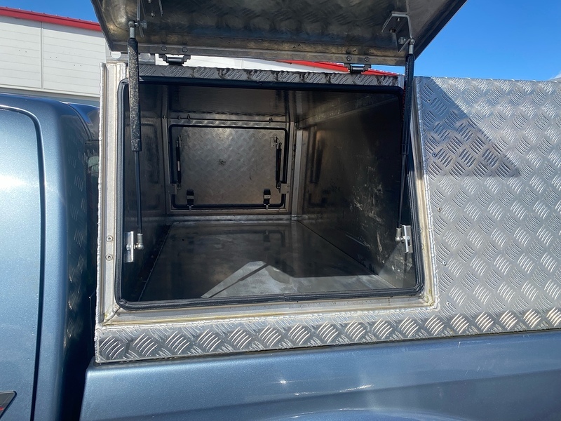 Isuzu D-Max 2.5 Td Yukon 4X4 Black #12
