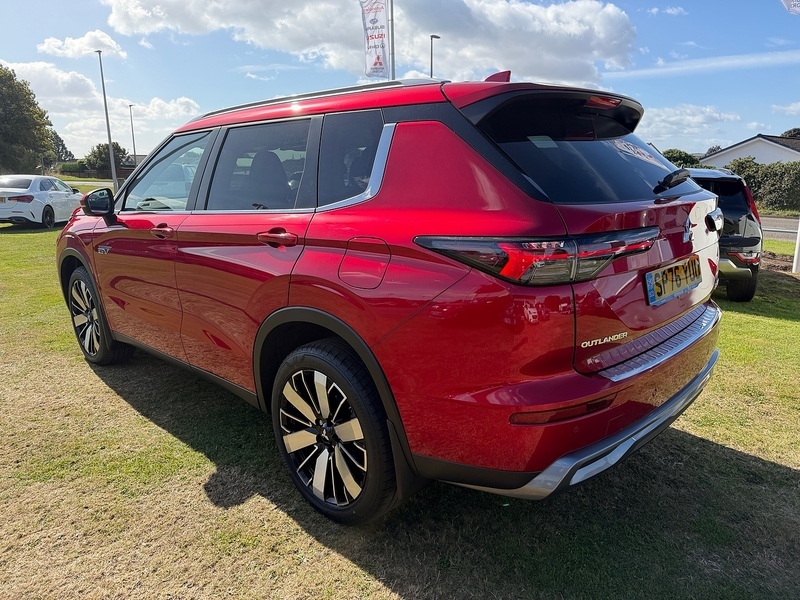 Mitsubishi Outlander Nativa Red #6