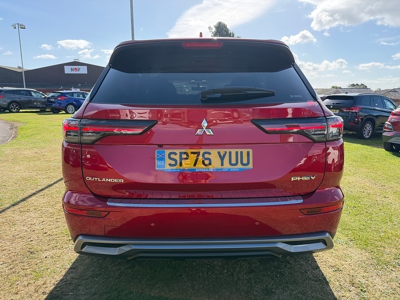Mitsubishi Outlander Nativa Red #5