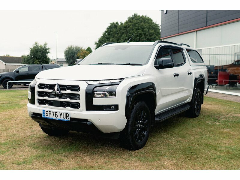 Mitsubishi L200 Barbarian White #5