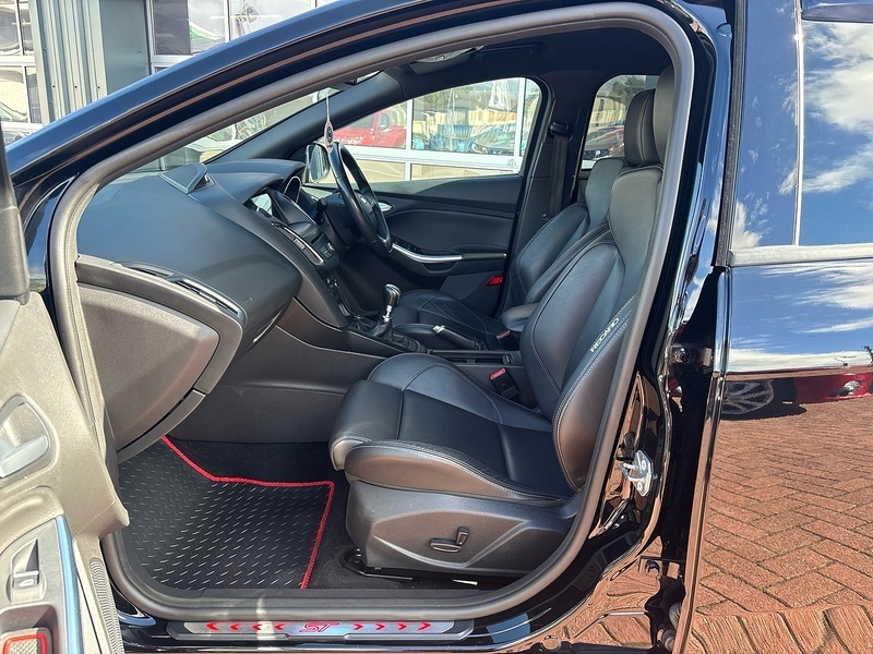 Ford Focus 1.0 Ecoboost 125 Titanium Silver #39