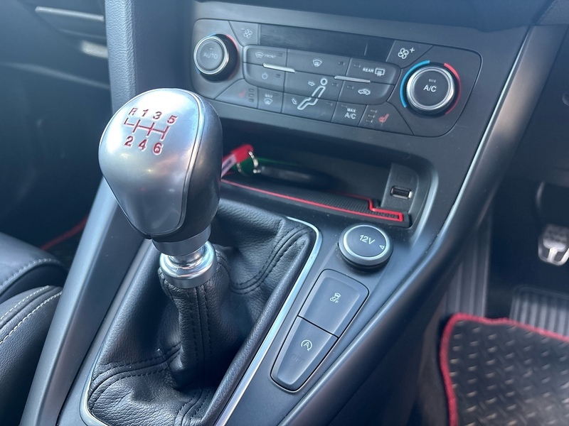 Ford Focus 1.0 Ecoboost 125 Titanium Silver #31