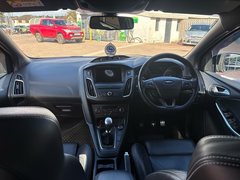 Ford Focus T Ecoboost St-3 Black #2
