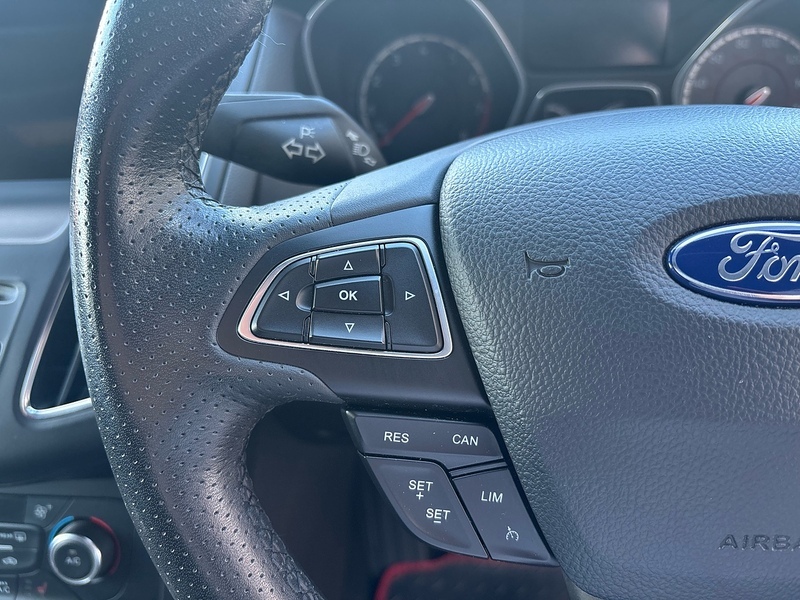 Ford Focus 1.0 Ecoboost 125 Titanium Silver #26
