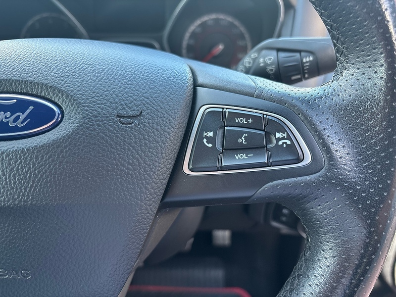 Ford Focus 1.0 Ecoboost 125 Titanium Silver #28