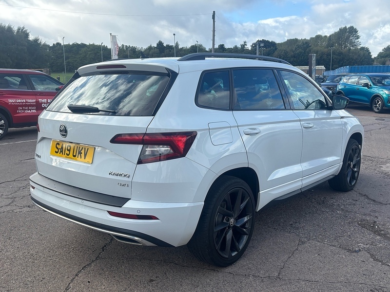 Skoda Karoq 2.0 Tdi Sportline Suv 4Wd Euro 6 White #4
