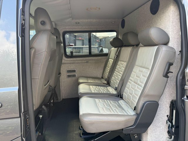 Volkswagen Transporter   #8