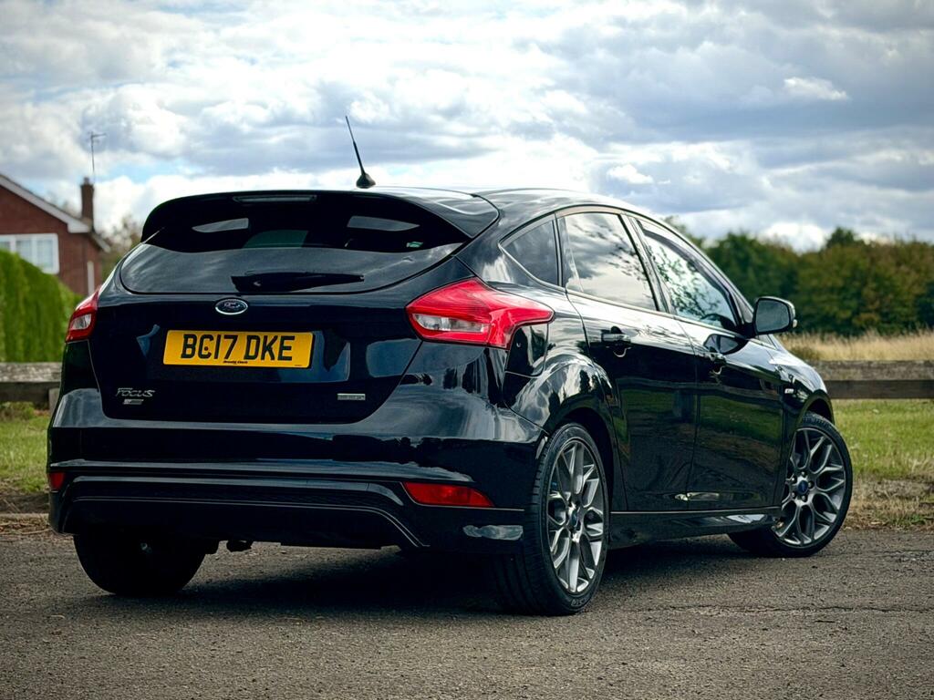 Ford Focus St-line Black #2
